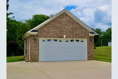 132 Feather Ridge Circle, Reidsville, NC 27320 - Photo 33