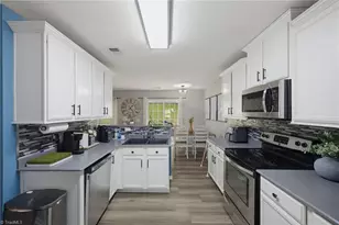 431 Hancock Dr, Kernersville, NC 27284 - Photo 17