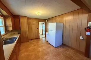 813 W Main St, Yadkinville, NC 27055 - Photo 17