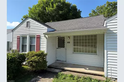 813 W Main Street, Yadkinville, NC 27055 - Photo 3
