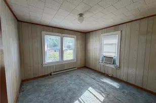 813 W Main St, Yadkinville, NC 27055 - Photo 9