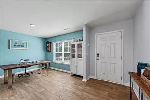 1218 Hickory Point Dr, Lexington, NC 27292 - Photo 5