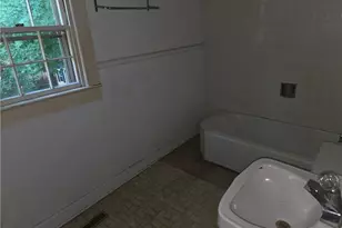 3713 Country Club Rd, Winston-Salem, NC 27104 - Photo 5