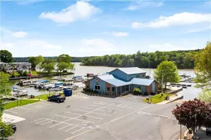 162 Clubhouse Dr, New London, NC 28127 - Photo 49