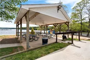 162 Clubhouse Dr, New London, NC 28127 - Photo 37