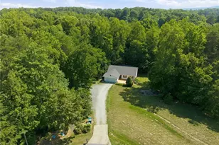 221 Farmview Rd, Madison, NC 27025 - Photo 3