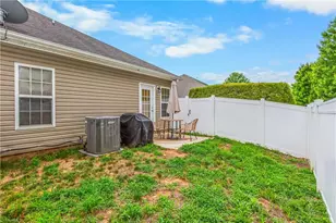 1659 Grand Springs Dr, Winston-Salem, NC 27127 - Photo 21