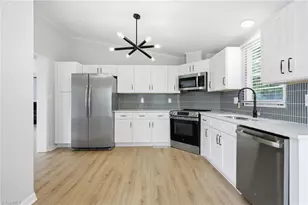 4390 Glenford Dr, Winston-Salem, NC 27107 - Photo 9