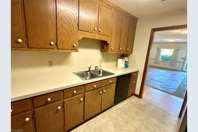 2023 N Main Street #B, Mount Airy, NC 27030 - Photo 19