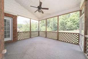 6623 Aspen Forest Ln, Walkertown, NC 27051 - Photo 33