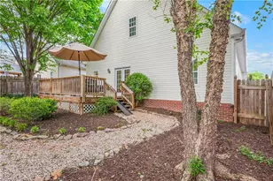 6604 Springfield Village Ln, Clemmons, NC 27012 - Photo 27