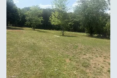 118 Shannon Drive, Reidsville, NC 27320 - Photo 13