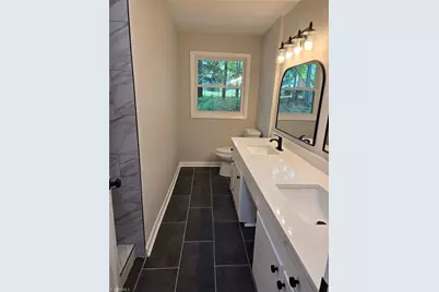 701 Willowmoore Avenue, Thomasville, NC 27360 - Photo 19