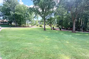 204 Windsor Park Dr, Dobson, NC 27017 - Photo 41