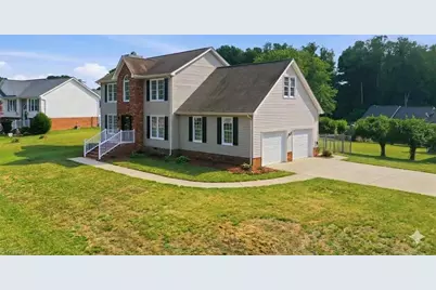 1105 Deerfield Drive, Reidsville, NC 27320 - Photo 3