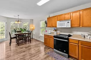929 Peachtree Meadows Cir, Kernersville, NC 27284 - Photo 7