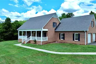 198 Captain Day Rd, Ronda, NC 28670 - Photo 3