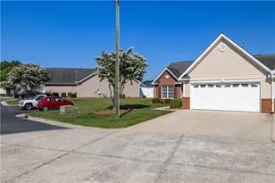 1306 Bayswater Dr, High Point, NC 27265 - Photo 3