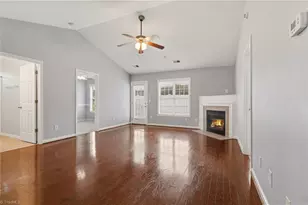 1306 Bayswater Dr, High Point, NC 27265 - Photo 7