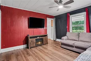 6886 Bethel Church Rd, Gibsonville, NC 27249 - Photo 9