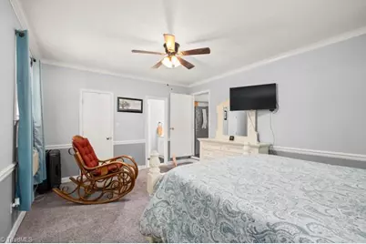 160 Pinelawn Drive, Kernersville, NC 27284 - Photo 15