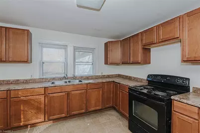 1364 Rauhut Street, Burlington, NC 27217 - Photo 7