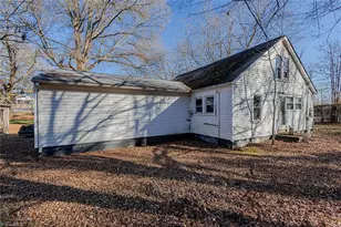 1364 Rauhut St, Burlington, NC 27217 - Photo 33
