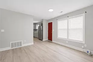 805 Haywood St, Greensboro, NC 27403 - Photo 9