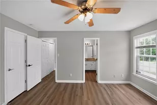 904 Rauhut St, Burlington, NC 27217 - Photo 15