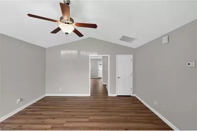 904 Rauhut Street, Burlington, NC 27217 - Photo 5