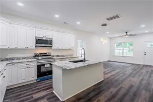 2068 Brookhurst St, Winston-Salem, NC 27106 - Photo 9