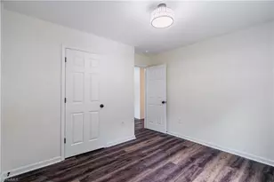 2068 Brookhurst St, Winston-Salem, NC 27106 - Photo 21