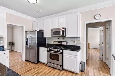 6308 Thornblade Court, Greensboro, NC 27410 - Photo 15