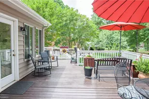 5015 Edinborough Rd, Greensboro, NC 27406 - Photo 31