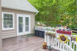 5015 Edinborough Rd, Greensboro, NC 27406 - Photo 31