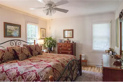 5015 Edinborough Road, Greensboro, NC 27406 - Photo 19