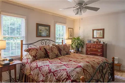 5015 Edinborough Road, Greensboro, NC 27406 - Photo 17