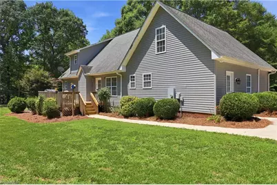 2130 Willow Oak Drive, Thomasville, NC 27360 - Photo 7