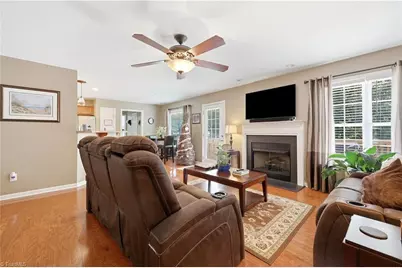 2130 Willow Oak Drive, Thomasville, NC 27360 - Photo 13