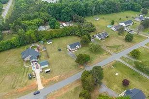 2563 Foxfire Ln, Burlington, NC 27217 - Photo 31