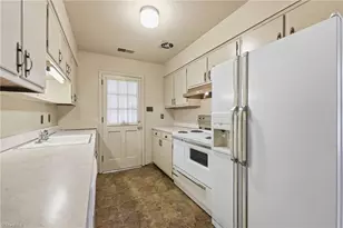 2101 W Vandalia Rd, Greensboro, NC 27407 - Photo 13