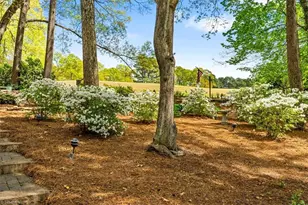 4721 Ramblewood Dr, Greensboro, NC 27406 - Photo 7
