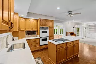 4721 Ramblewood Dr, Greensboro, NC 27406 - Photo 13