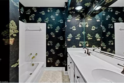 4721 Ramblewood Drive, Greensboro, NC 27406 - Photo 29
