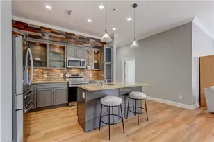 113 N Church St, Greensboro, NC 27401 - Photo 9