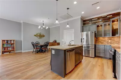 113 N Church Street #202, Greensboro, NC 27401 - Photo 11