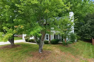 4002 Auburn Hills Dr, Greensboro, NC 27407 - Photo 33