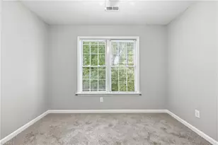 4002 Auburn Hills Dr, Greensboro, NC 27407 - Photo 25