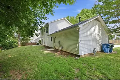 4002 Auburn Hills Drive, Greensboro, NC 27407 - Photo 31