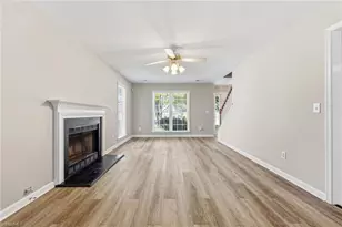 4002 Auburn Hills Dr, Greensboro, NC 27407 - Photo 11